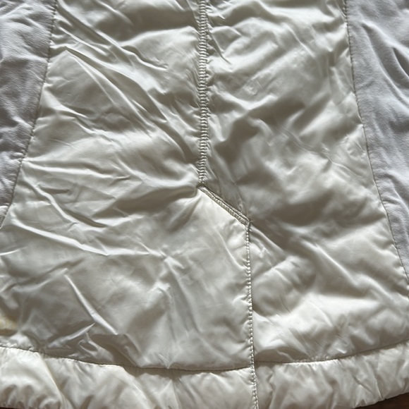 Lululemon jacket size 2 - Picture 6 of 6